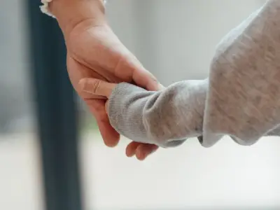 10-minute bedtime rule parents should enforce before clocks change