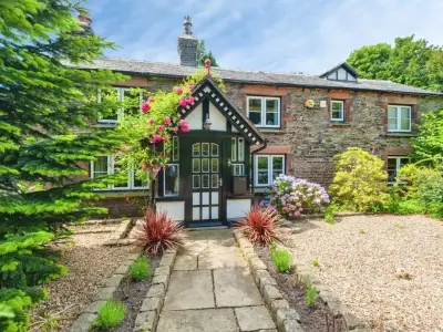 17th century Earl of Derby cottage for sale in Prescot