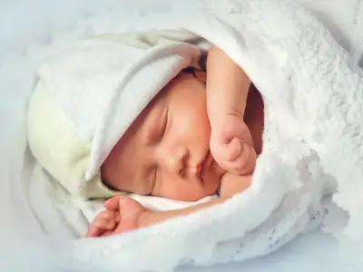 35 baby sleep bags recalled over asphyxiation and overheating risk