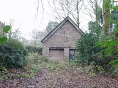 Abandoned Garage Next to Listed Chimney Gets Planning Permission for Home