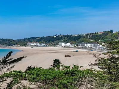 Autumn 'Amber Hours' breaks in Jersey and Guernsey with £26 flights