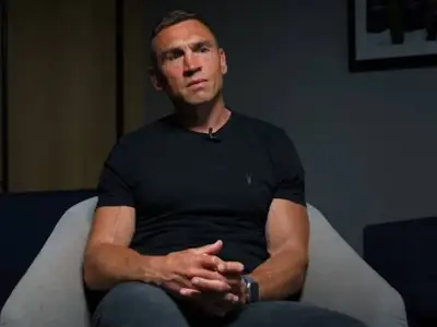 BBC viewers in tears as Kevin Sinfield makes final promise to Rob Burrow
