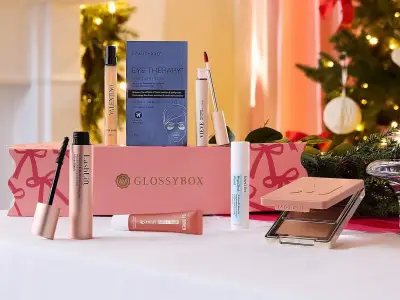 Beauty fans snap up £104 Glossybox cracker for under £12 with cashback deal