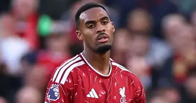 Carragher and Neville slam Gravenberch red card as harsh