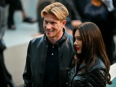 De Bruyne and wife Michele turn heads at Paris Fashion Week