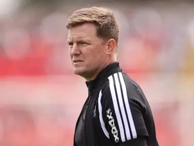 Eddie Howe told to 'jump' at Manchester United job if Carrick sacked