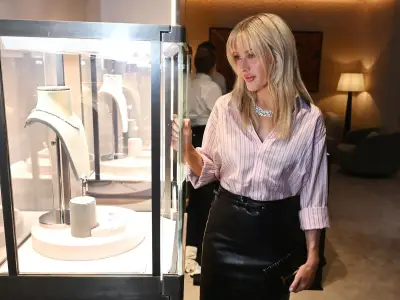Ellie Goulding 'mortified' over pink diamonds from toxic mine