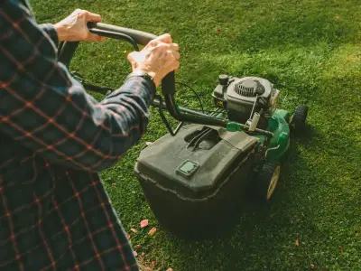 Exact Date for Final Lawn Mow Before Winter Revealed