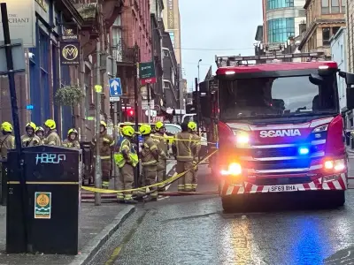 Fire breaks out in Glasgow city centre pub as crews rush to blaze