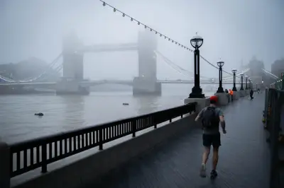 Fog warning issued for London as drivers urged to take care