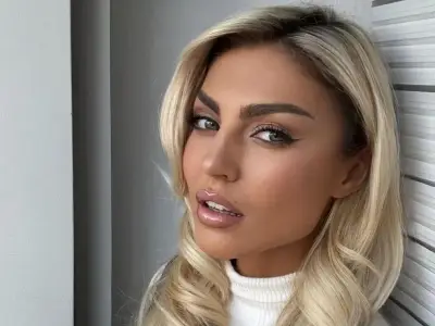 Former Miss Germany Tatjana Genrich to Make Professional Boxing Debut