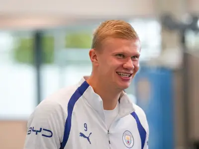 Haaland fit for Liverpool vs Man City but Foden and Isak out