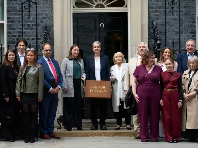 Jarrow March descendants finally welcomed at Downing Street 90 years on