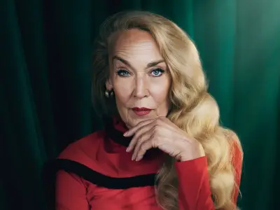 Jerry Hall's splits from Murdoch and Jagger explained