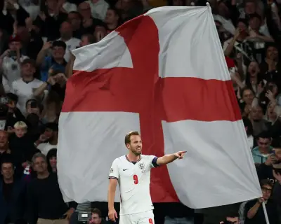 Kane equals Shilton record with two goals in England win