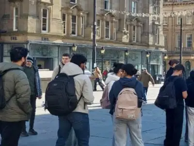 Knoops free hot chocolate offer draws huge Newcastle queues