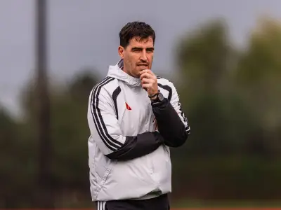 Liverpool: Slot takes UEFA role, Carragher warns Iraola over City verdict