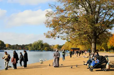 London set for autumn chill as temperatures plunge to 15C
