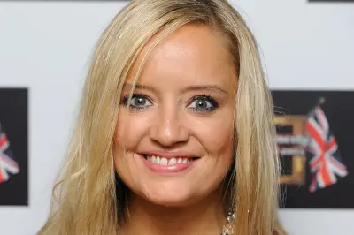 Lucy Davis urges PM to ban real bear fur in King's Guard caps