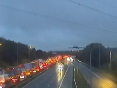 M62 shut after serious crash with three miles of queues