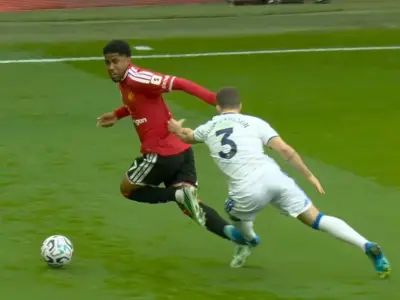 Man United handed instant red card verdict after 'very risky' tackle vs Leeds