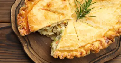 Mary Berry's 'hearty and warming' pie is 'so easy and absolutely yummy'