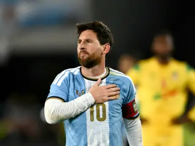 Messi scores on final Argentina appearance in 3-0 Benin win