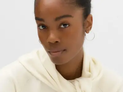 M&S 'beautiful' £36 cardigan 'looks so chic for autumn' with cosy scarf detail