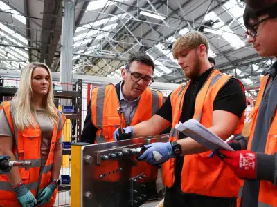 Neets review to urge national pre-apprenticeship scheme