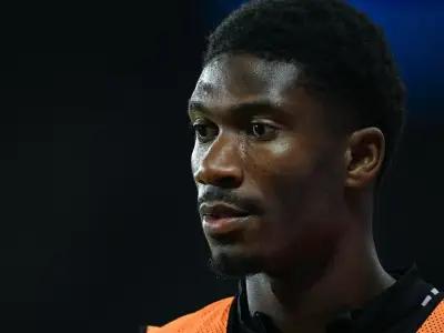 Newcastle handed Aladji Bamba opportunity as Spurs show the way