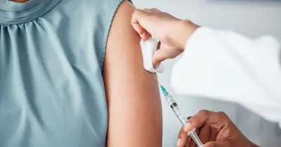 NHS warns two groups against flu jab this winter