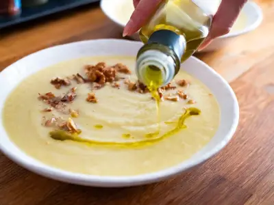 Nigella Lawson's creamy cauliflower soup ideal for autumn colds