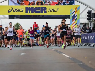 Over 32,000 Runners Take Part in Manchester Half Marathon