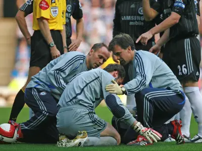 Petr Cech marks 20 years since life-threatening head injury