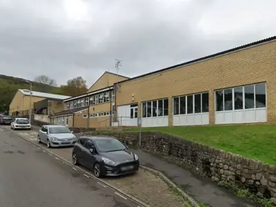 Police cordon after suspicious item found near Aberfan