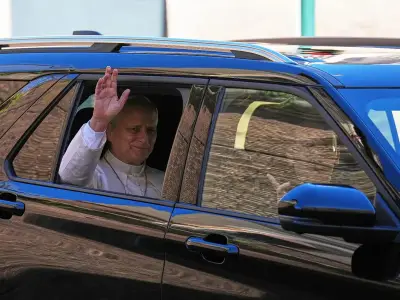 Pope Leo urges Putin to reconsider Ukraine truce in phone call