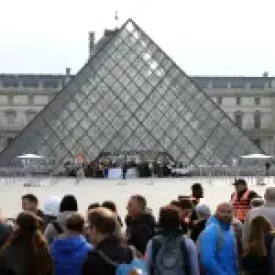 Protesters block Louvre entrance as France riots continue