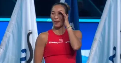 Qinwen Zheng celebrates China Open win with on-court karaoke