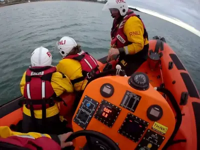 RNLI volunteers rescue person from sea off Newbiggin coast