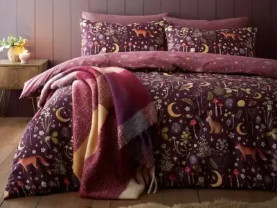 Shoppers praise 'stunning' reversible bedding set that 'doesn't crease'