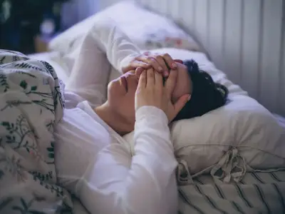 Sleep expert: never delay bedtime when clocks go back this October