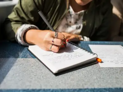 UK households told to write five things down for emergencies