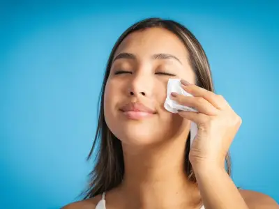 UK wet wipe ban: Full list of plastic products banned from 2026