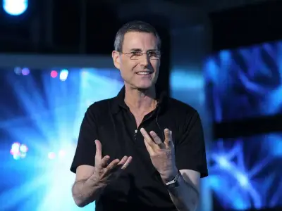 Uri Geller vows not to use psychic powers to punish Man City in financial scandal