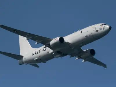 US Navy submarine hunter declares emergency over UK after RAF base launch
