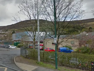 Welsh teacher faces panel over 'inappropriate' emails to pupil