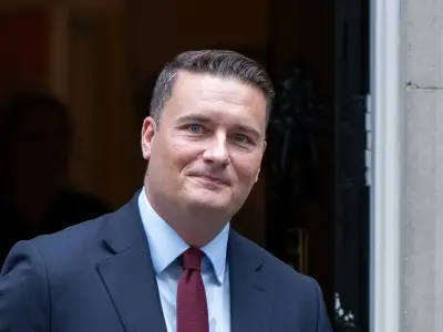 Wes Streeting urges Brits to stockpile water and tinned goods