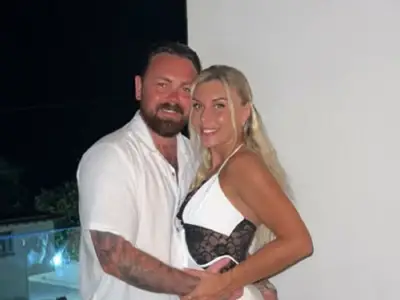 X Factor star Ray Quinn's baby boy 'born sleeping' in tragic update