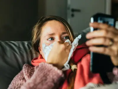XFG 'American Covid' strain: unique scratchy voice symptom and 5-day isolation rule