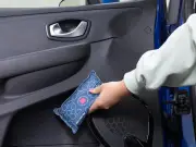 £4 Dehumidifier Bags 'Stop Car Windscreens Misting'